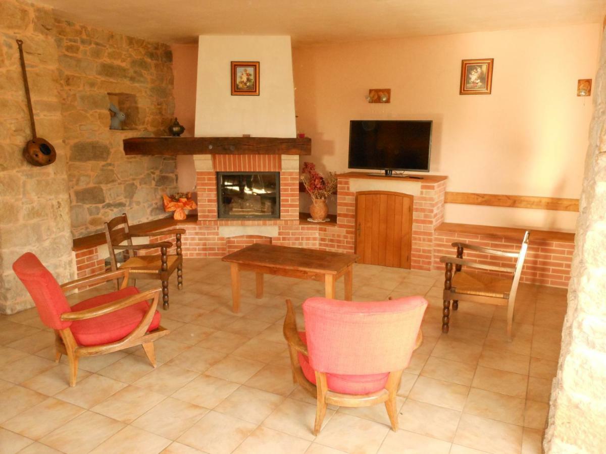 La Jasse De Blayac Villa Roquefort-sur-Soulzon Luaran gambar
